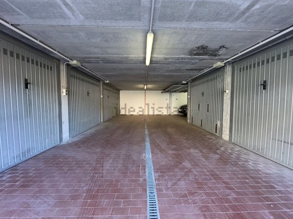 box auto in vendita ad Alassio in zona Solva