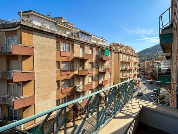 appartamento in vendita ad Alassio