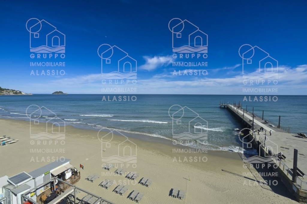 appartamento in vendita ad Alassio