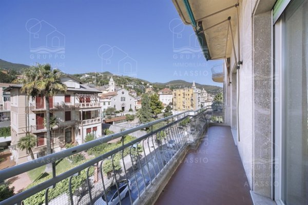 appartamento in vendita ad Alassio
