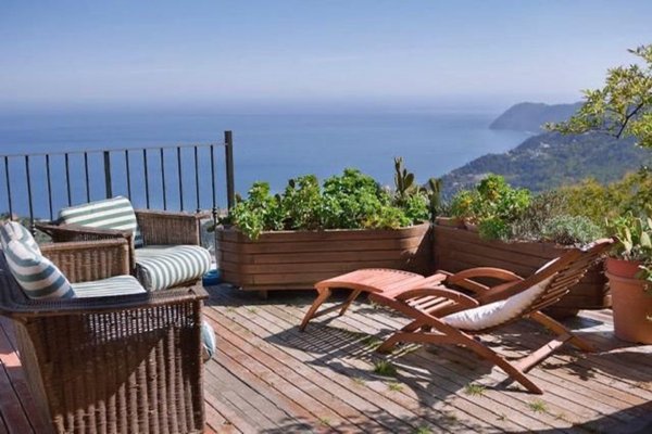 casa indipendente in vendita ad Alassio