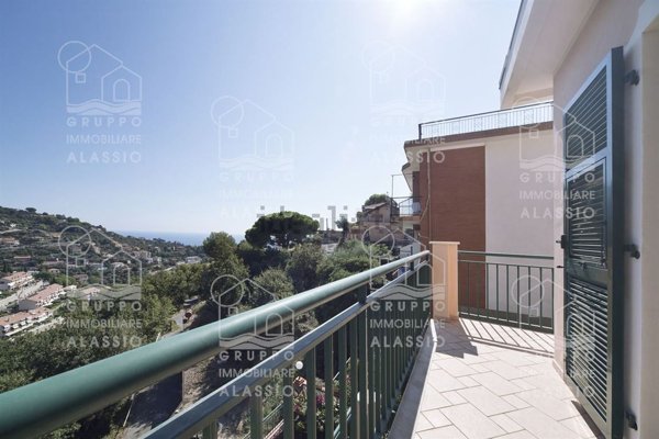 appartamento in vendita ad Alassio in zona Solva