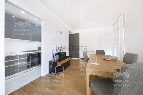appartamento in vendita ad Alassio