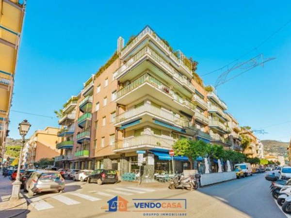 appartamento in vendita ad Alassio