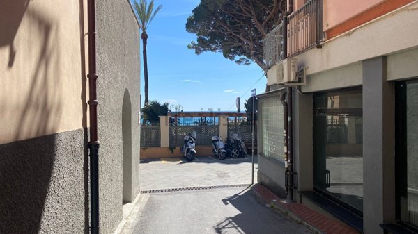 appartamento in vendita ad Alassio