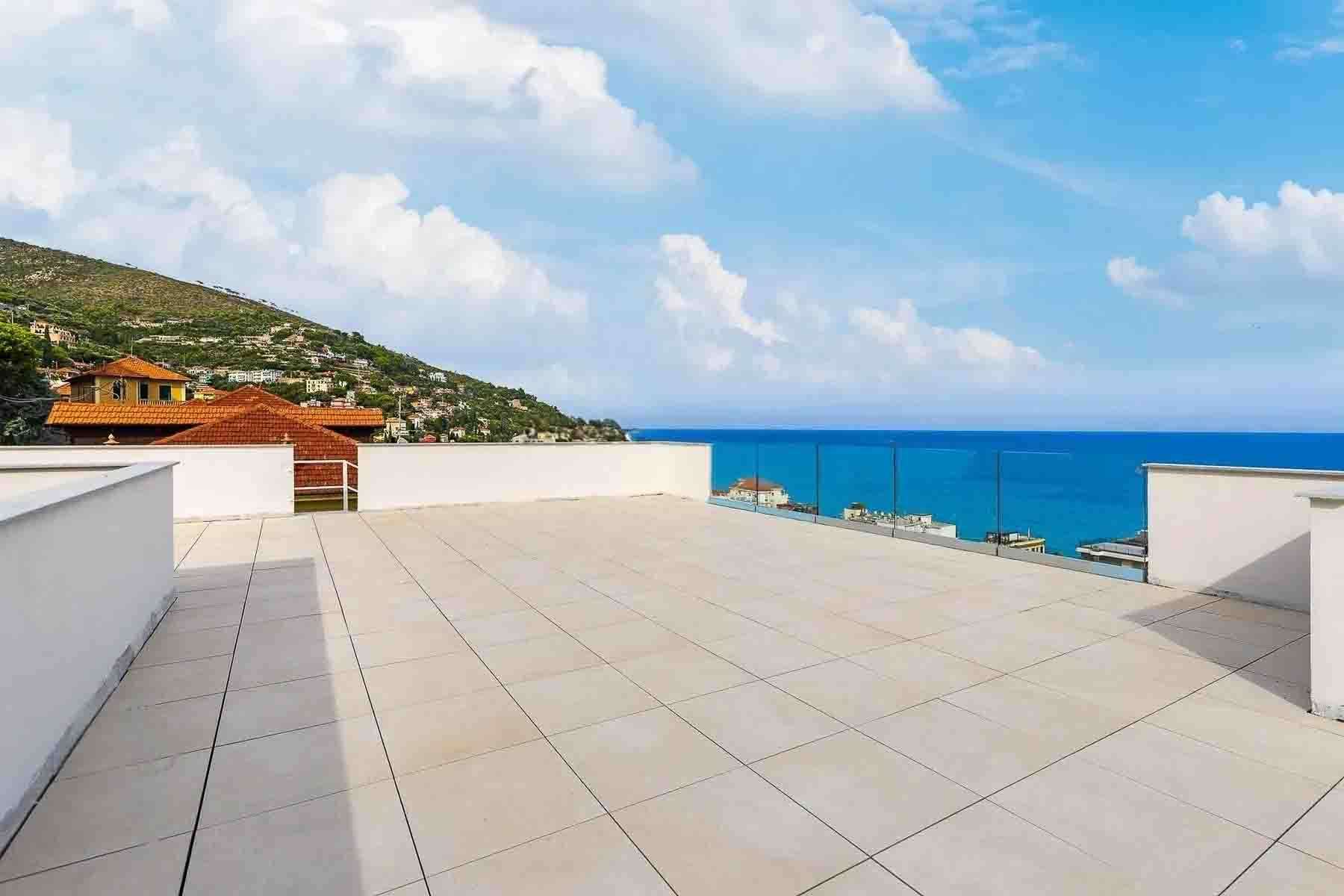 appartamento in vendita ad Alassio in zona Solva