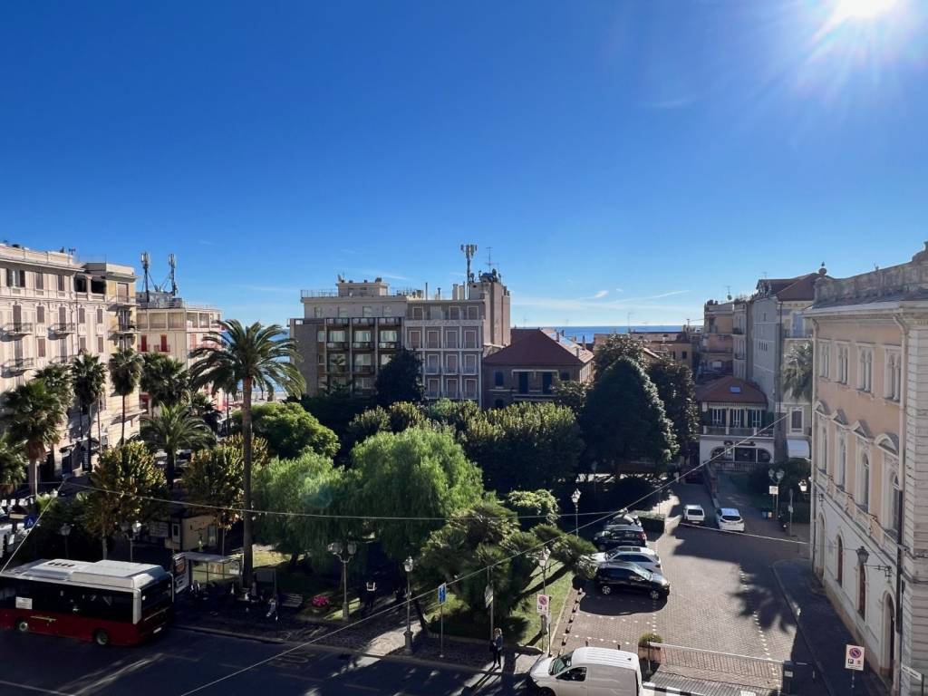 appartamento in vendita ad Alassio