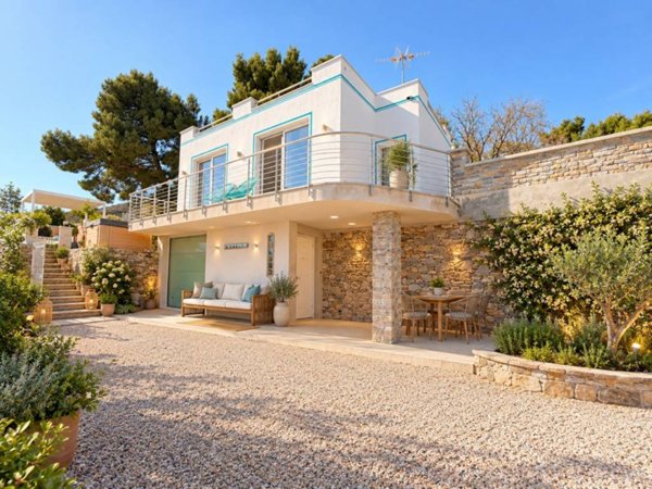casa indipendente in vendita ad Alassio in zona Solva
