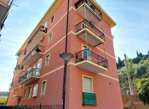 appartamento in vendita ad Alassio in zona Solva