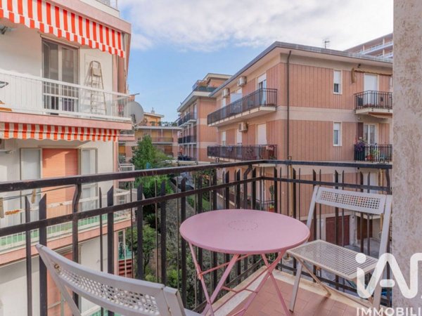 appartamento in vendita ad Alassio in zona Solva