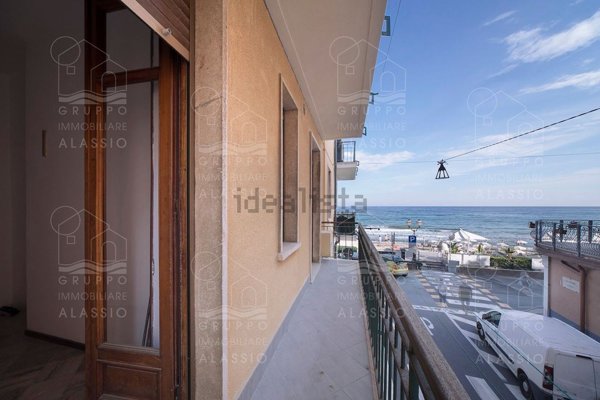 appartamento in vendita ad Alassio