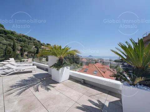 appartamento in vendita ad Alassio in zona Solva