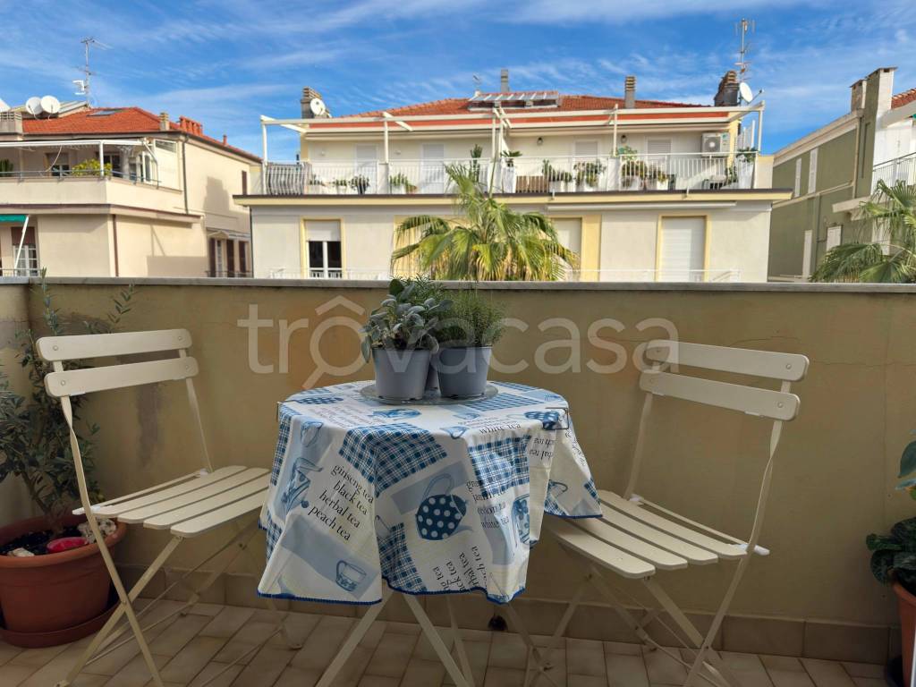 appartamento in vendita ad Alassio