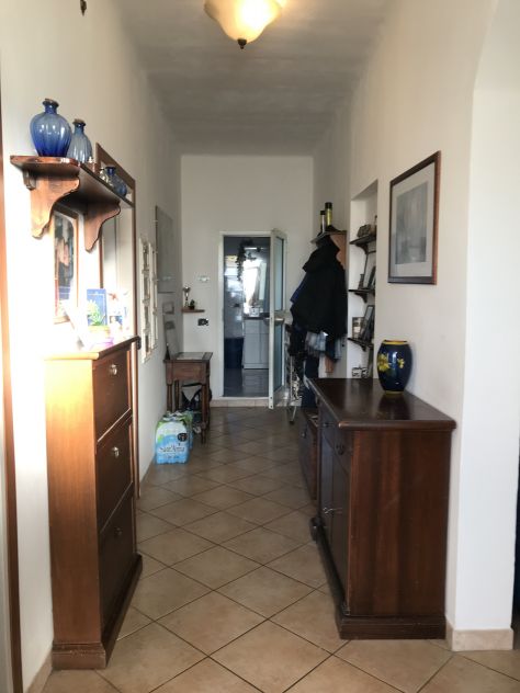 casa indipendente in vendita ad Albenga in zona Leca