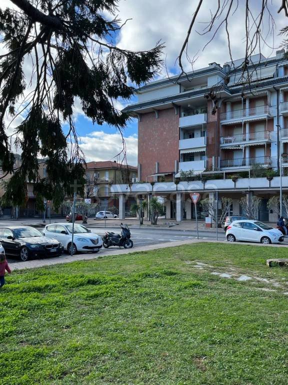 appartamento in vendita ad Albenga