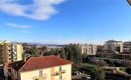 appartamento in vendita ad Albenga