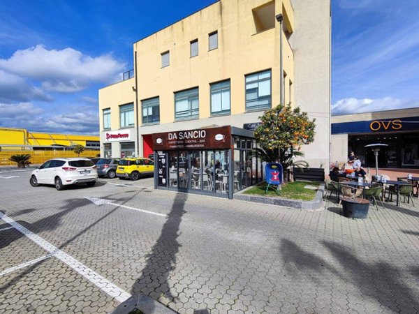 negozio in vendita ad Albenga