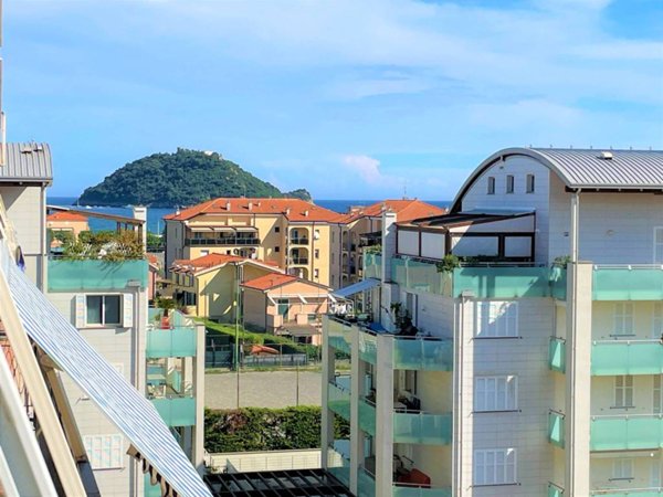 appartamento in vendita ad Albenga