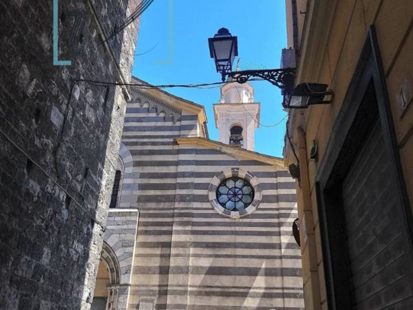 negozio in vendita ad Albenga