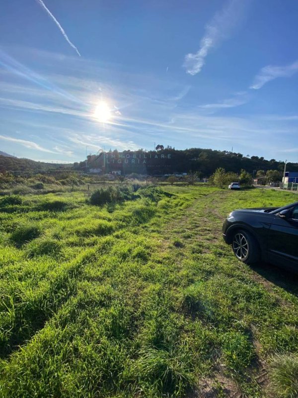 terreno agricolo in vendita ad Albenga in zona Bastia