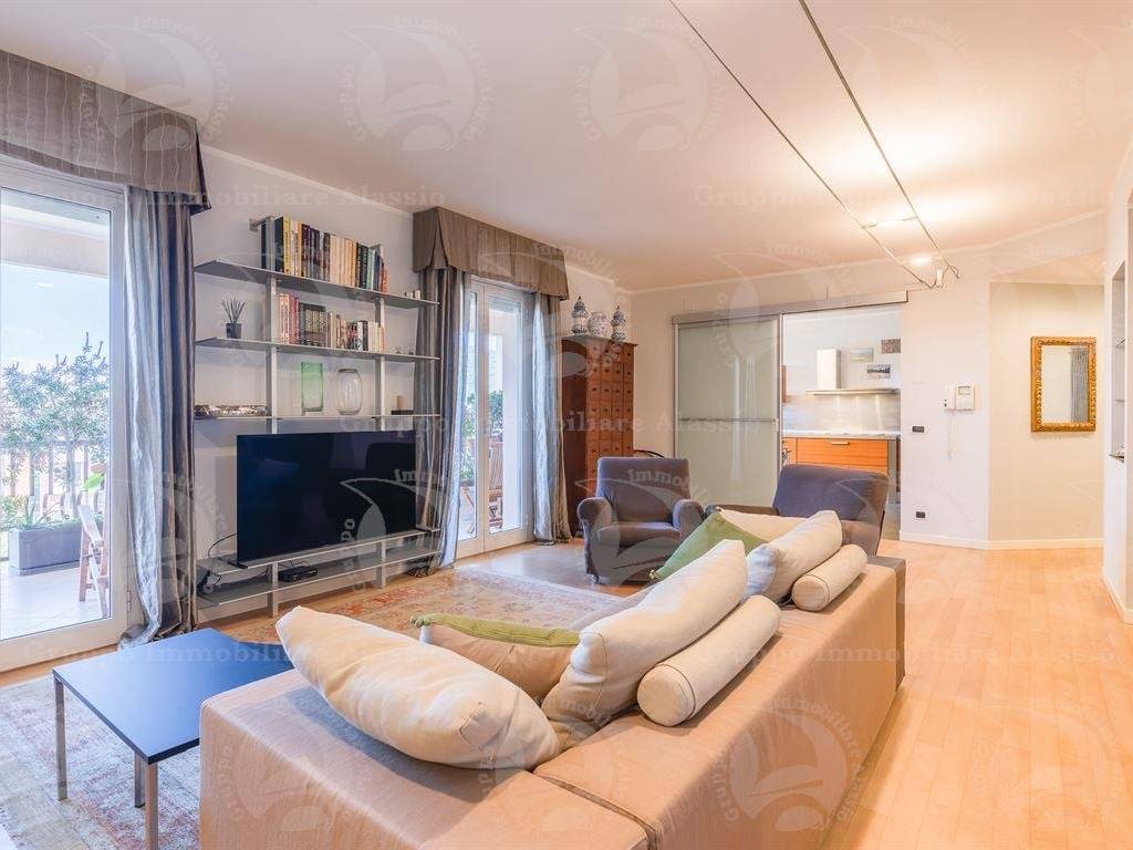 appartamento in vendita ad Albenga