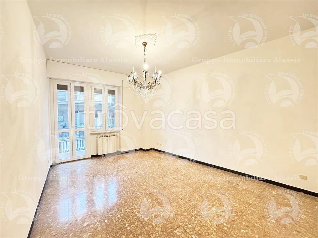 appartamento in vendita ad Albenga