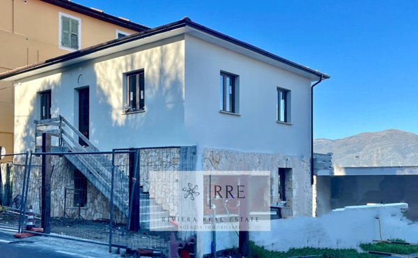 appartamento in vendita ad Albenga