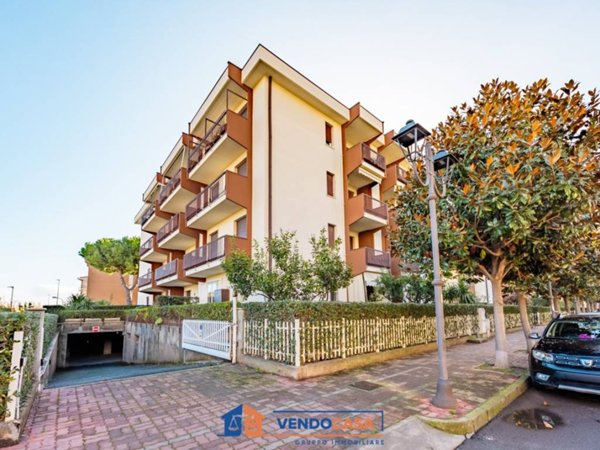 appartamento in vendita ad Albenga in zona Vadino
