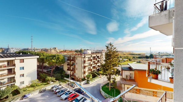 appartamento in vendita ad Albenga in zona Vadino