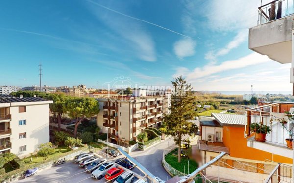 appartamento in vendita ad Albenga in zona Vadino