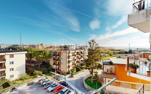 appartamento in vendita ad Albenga in zona Vadino