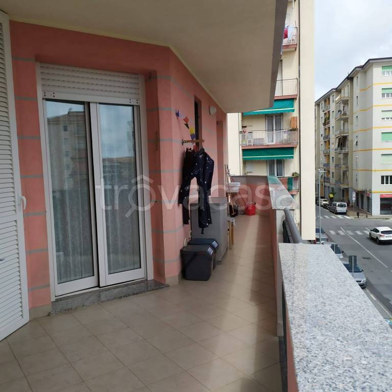 appartamento in vendita ad Albenga