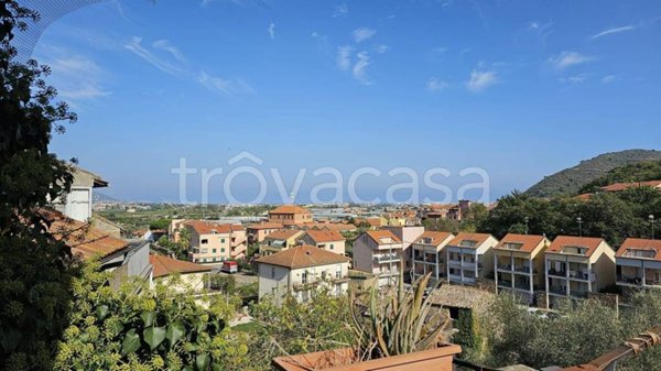 appartamento in vendita ad Albenga