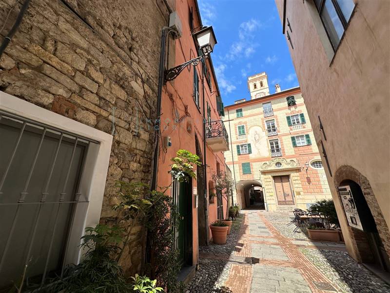 appartamento in vendita ad Albenga