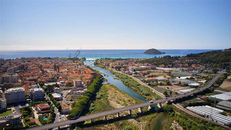 ufficio in vendita ad Albenga
