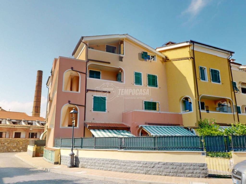 appartamento in vendita ad Albenga in zona San Fedele