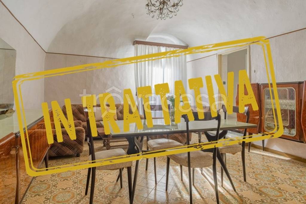 casa indipendente in vendita ad Albenga in zona Lusignano