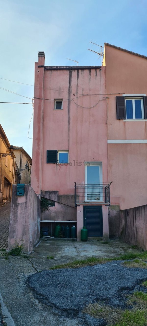 casa semindipendente in vendita ad Albenga