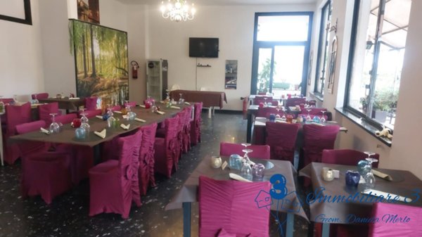 negozio in vendita ad Albenga