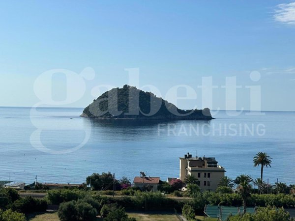 appartamento in vendita ad Albenga