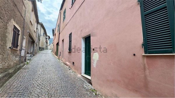 appartamento in vendita ad Albenga in zona San Fedele