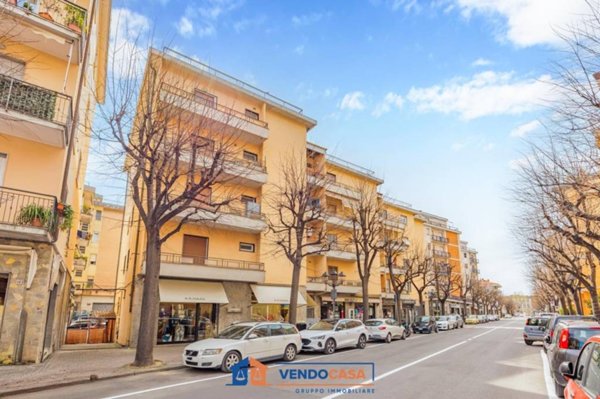 appartamento in vendita ad Albenga in zona Vadino