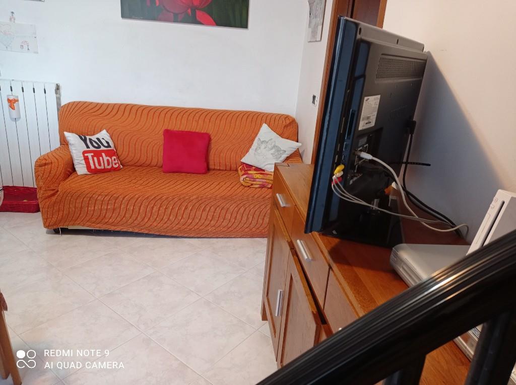appartamento in vendita ad Albenga in zona Leca