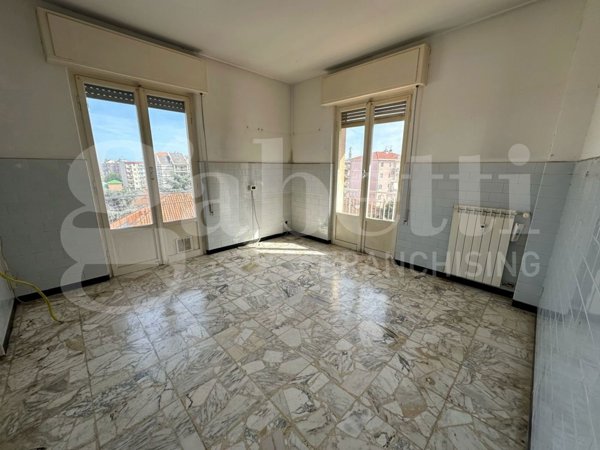 appartamento in vendita ad Albenga