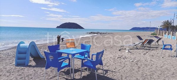 appartamento in vendita ad Albenga