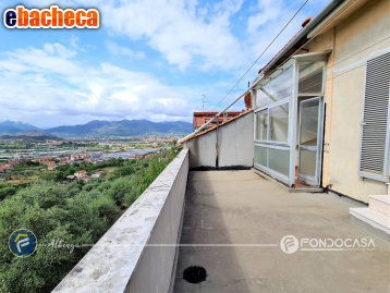 casa indipendente in vendita ad Albenga