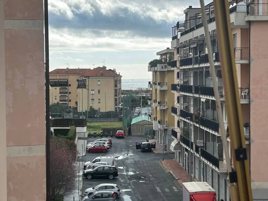 appartamento in vendita ad Albenga