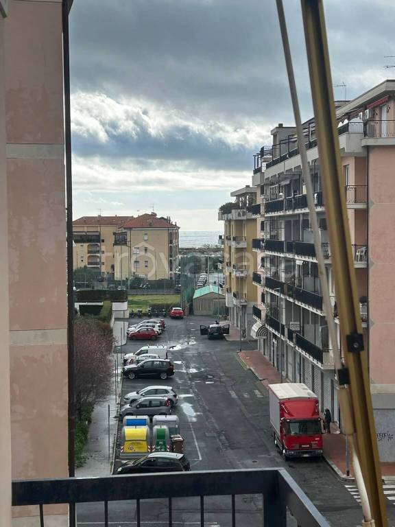 appartamento in vendita ad Albenga