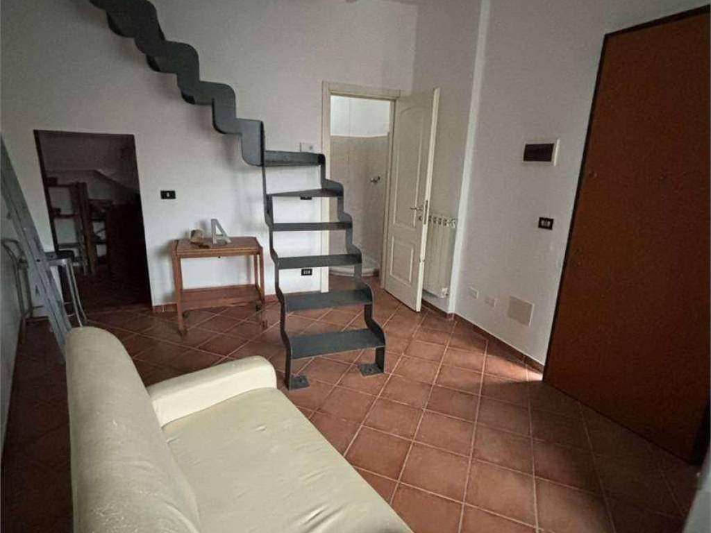 appartamento in vendita ad Albenga in zona Bastia