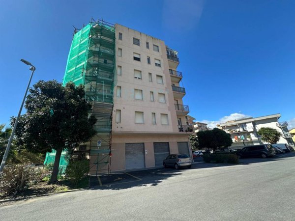 appartamento in vendita ad Albenga